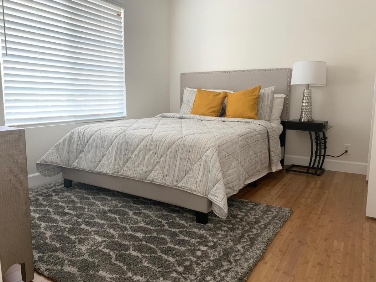 Gated Contemporary 3 Bedroom - 2 Bathroom Home In South La Plus Parking Los Angeles Zewnętrze zdjęcie