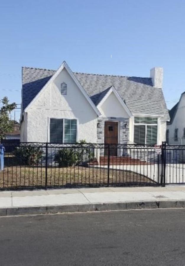 Gated Contemporary 3 Bedroom - 2 Bathroom Home In South La Plus Parking Los Angeles Zewnętrze zdjęcie
