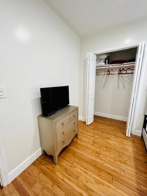 Gated Contemporary 3 Bedroom - 2 Bathroom Home In South La Plus Parking Los Angeles Zewnętrze zdjęcie