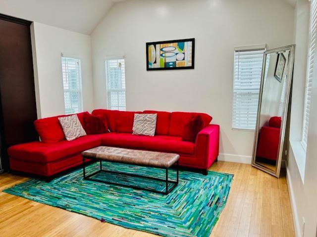 Gated Contemporary 3 Bedroom - 2 Bathroom Home In South La Plus Parking Los Angeles Zewnętrze zdjęcie